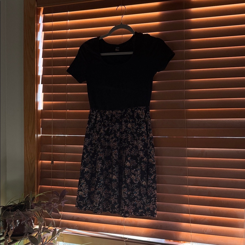 SHEIN Black Bodice Floral Midi Dress